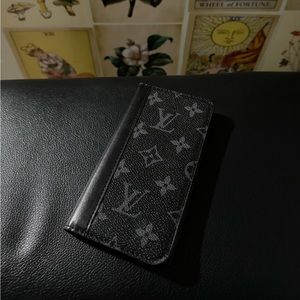 louis vuitton iphone 13 phone case/wallet